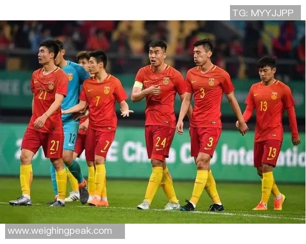 足球球星为何深深热爱中国球迷与文化背后的真正原因解析